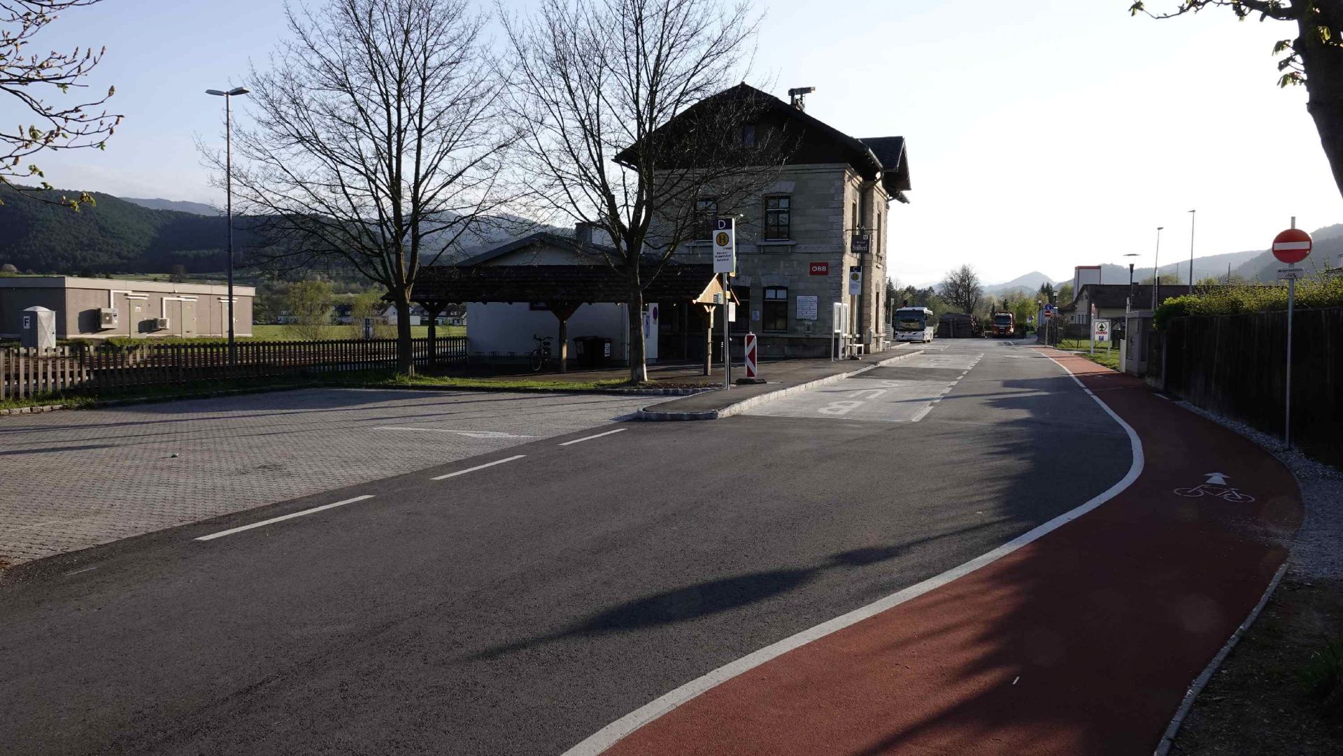 Intermodaler Umsteigeknoten mit Radanbindung an das Ortszentrum Pernitz