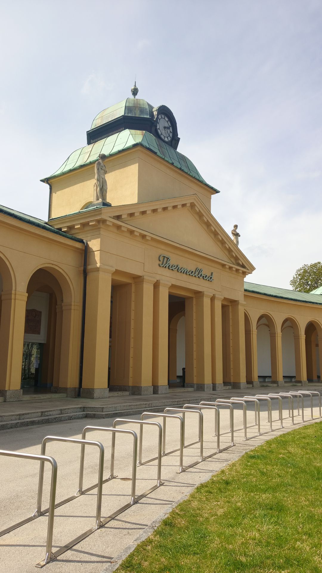 Neugestaltung Badplatz (Rudolf Frimmel Platz) Bad Vöslau