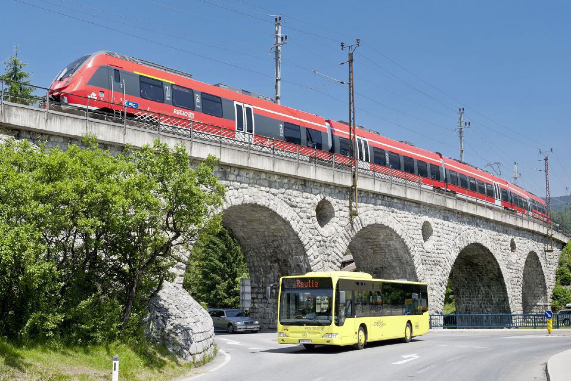 ov_137_grenzueberschreitende-ausschreibung-spnv-werdenfels_vvt-talent2-regiobus-reutte-stanger-13_komprimiert