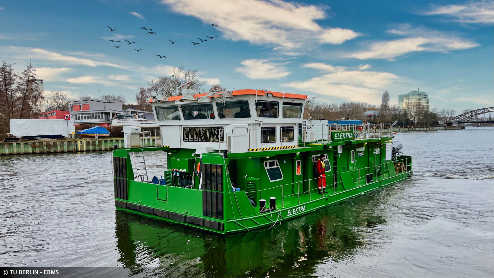 ELEKTRA - weltweit erstes emissionsfreies Kanalschubboot