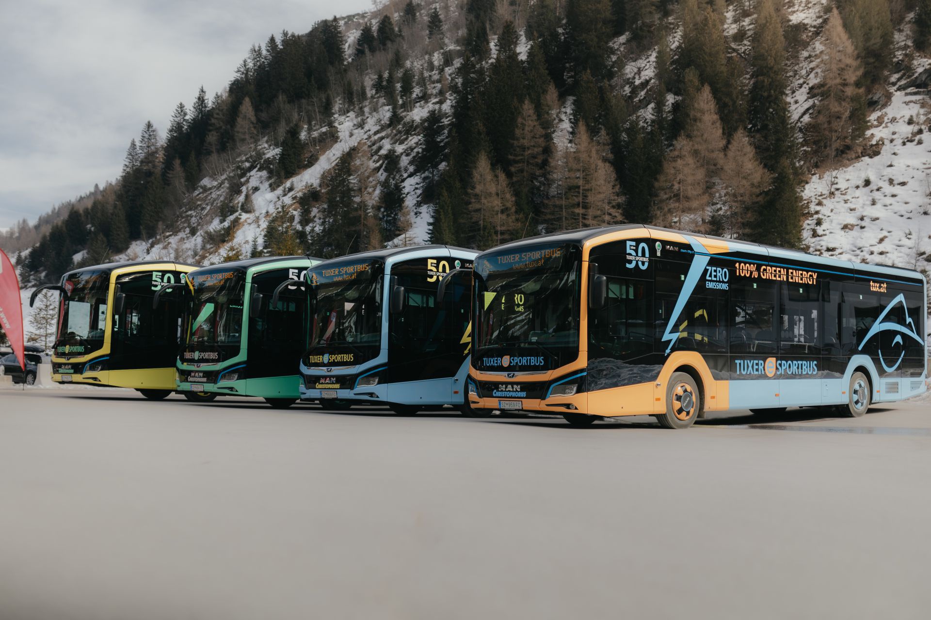 Christophorus E-Omnibusse Gletscherregion Zillertal / Hochgebirgs-Naturpark Zillertaler Alpen