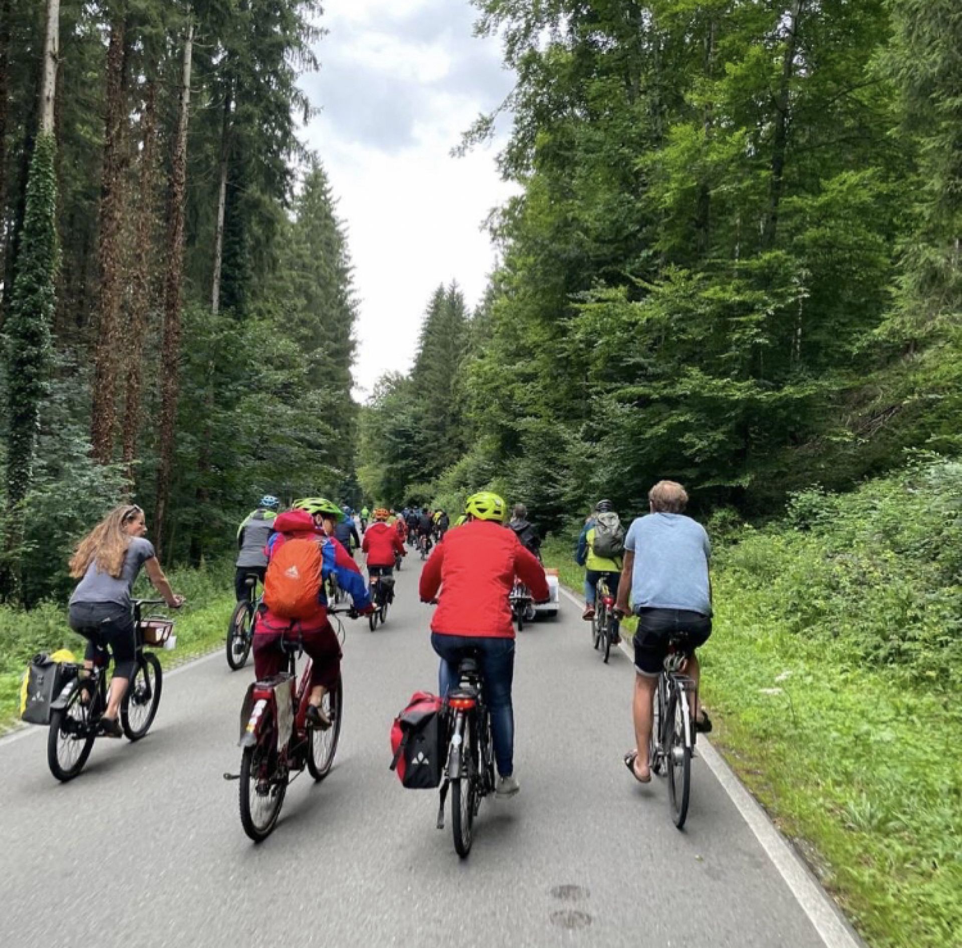 autofreies Lauratal - mehr Platz und Sicherheit für Radfahrer und Fußgänger
