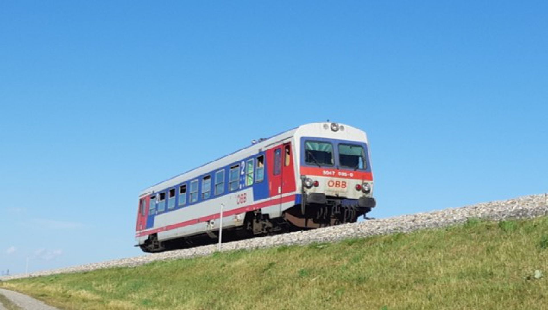 Entwicklung eines Bewertungsmodells zur  Auswahl der optimalen Traktionsart und Bewertung möglicher Lenkungseffekte am Schienenverkehrsmarkt am Beispiel Knoten Wr. Neustadt Hbf.