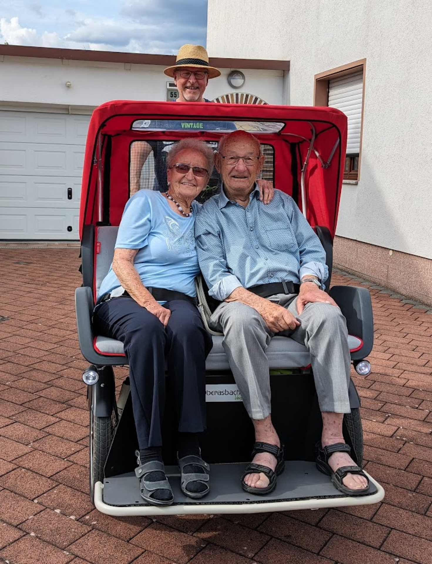 Gemeinsam unterwegs sein-Miteinander für Oberasbach-Eine Fahrt mit einer E-Rikscha