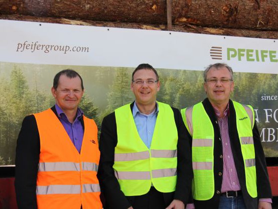 Neuer Holzganzzug über den Brenner 