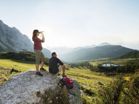 Vernetzung Öffentlicher Verkehr mit Tourismus in der Region NLW