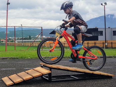 Fahrradfahren im Schulunterricht