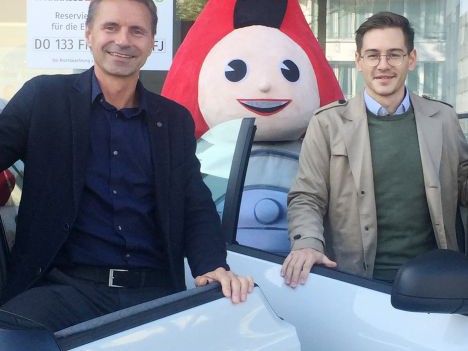 Pool-E-Carsharing mit Netzwerkeffekt