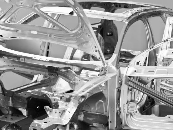 Luftfahrtlegierungen fürs Auto