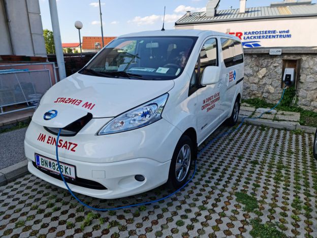 mobiler & energieeffiziente Fahrtendienst für Senioren und Menschen mit Gebrechen & Behinderung