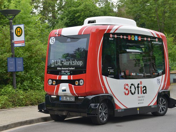 Ride4All - Entwicklung eines integrierten und inklusiven Verkehrssystems für autonom fahrende Busse