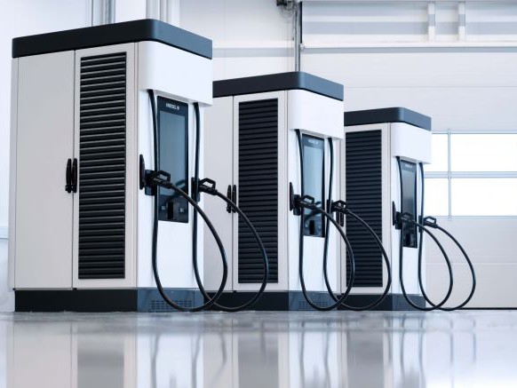 Dezentrale Ladeinfrastruktur Lösungen für die Elektromobilität von morgen.