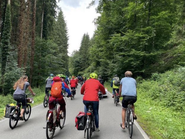 autofreies Lauratal - mehr Platz und Sicherheit für Radfahrer und Fußgänger