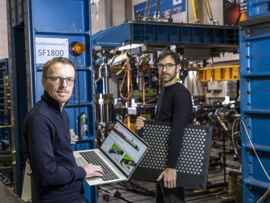RailCharge - Automatisiertes Laden von Elektrofahrzeugen auf der Schiene als Enabler der E-Mobility