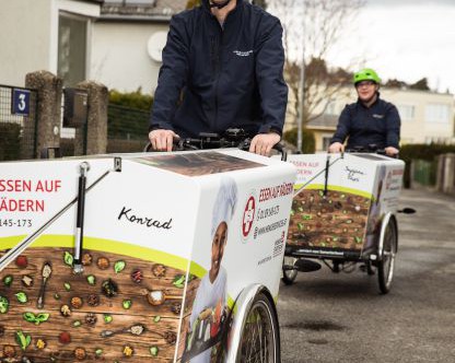 Essen auf Elektrolastenrädern