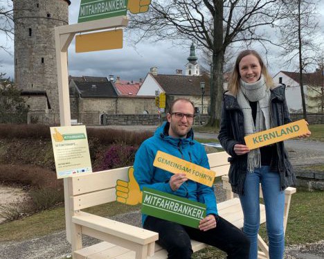 Mitfahrbankerl im Kernland