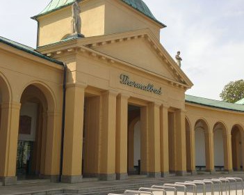 Neugestaltung Badplatz (Rudolf Frimmel Platz) Bad Vöslau