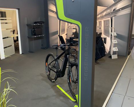 VĀSTA Bike Lift