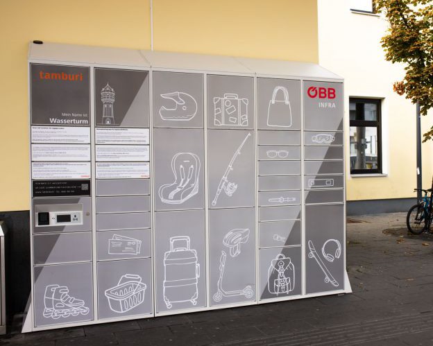 Multifunktionale Locker am Bahnhof