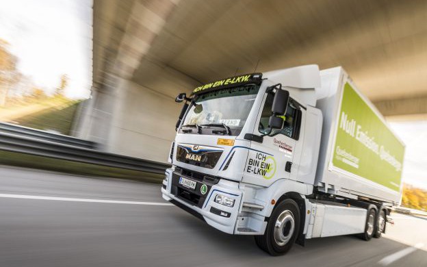 MEGAWATT Logistics - Umstellung von Diesel-LKW-Flotten auf elektrischen Antrieb.