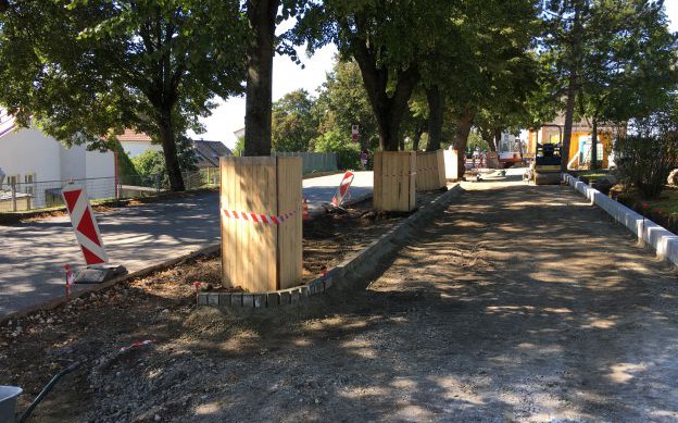 Busumstiegstelle Haltestelle Bahnhof Mistelbach