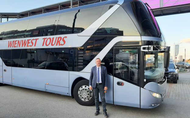 mm_005_shuttle-bus_wienwest