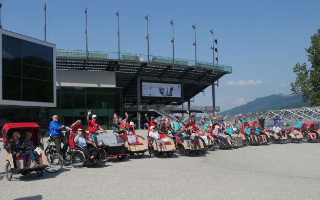 Radeln ohne Alter - mit Rikschas Glück verschenken
