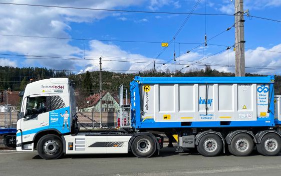 Naturgipstransport – intermodal und elektrisch