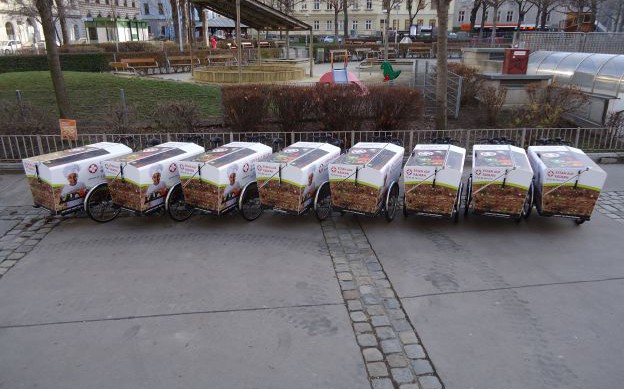 Essen auf Elektrolastenrädern