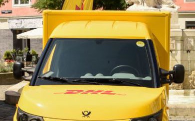 CO2 neutrale Paket Versorgung des fünften Wiener Gemeindabezirkes durch selbst entwickelte Elektro Zustellfahrzeuge